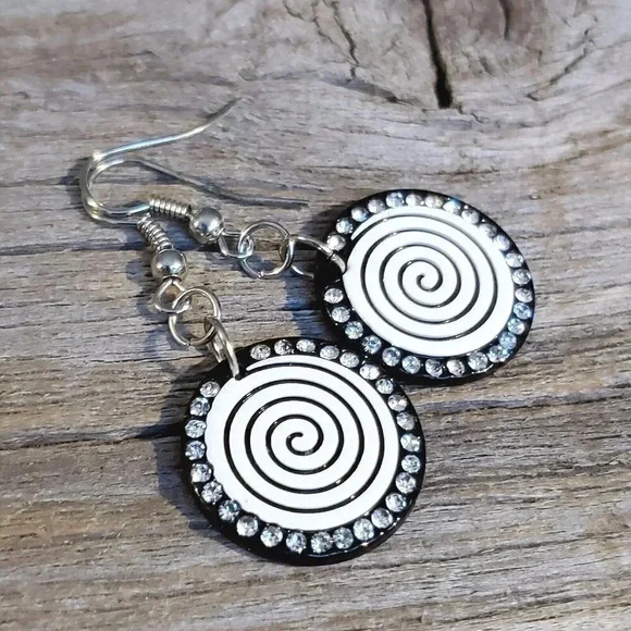 Vintage Y2K White Black Lucite Austrian Crystal Circle Swirl Earrings - Picture 1 of 9